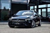 Mercedes-Benz A 180 AMG LINE A180 7G-DCT DISTRONIC MEMORY CAMERA LEDER