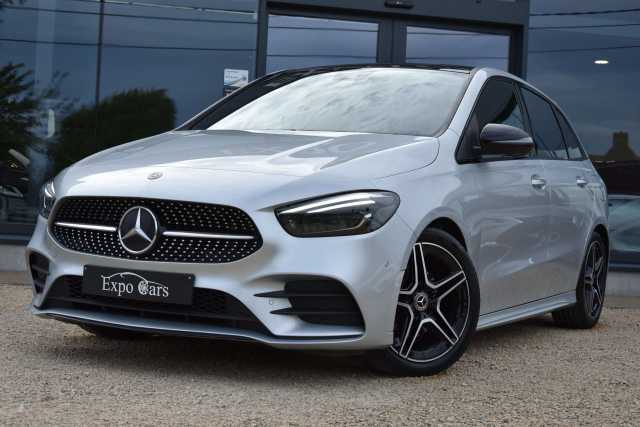 Mercedes-Benz B 180 d AMG Line CAMERA PANO LEDER CARPLAY CRUISE